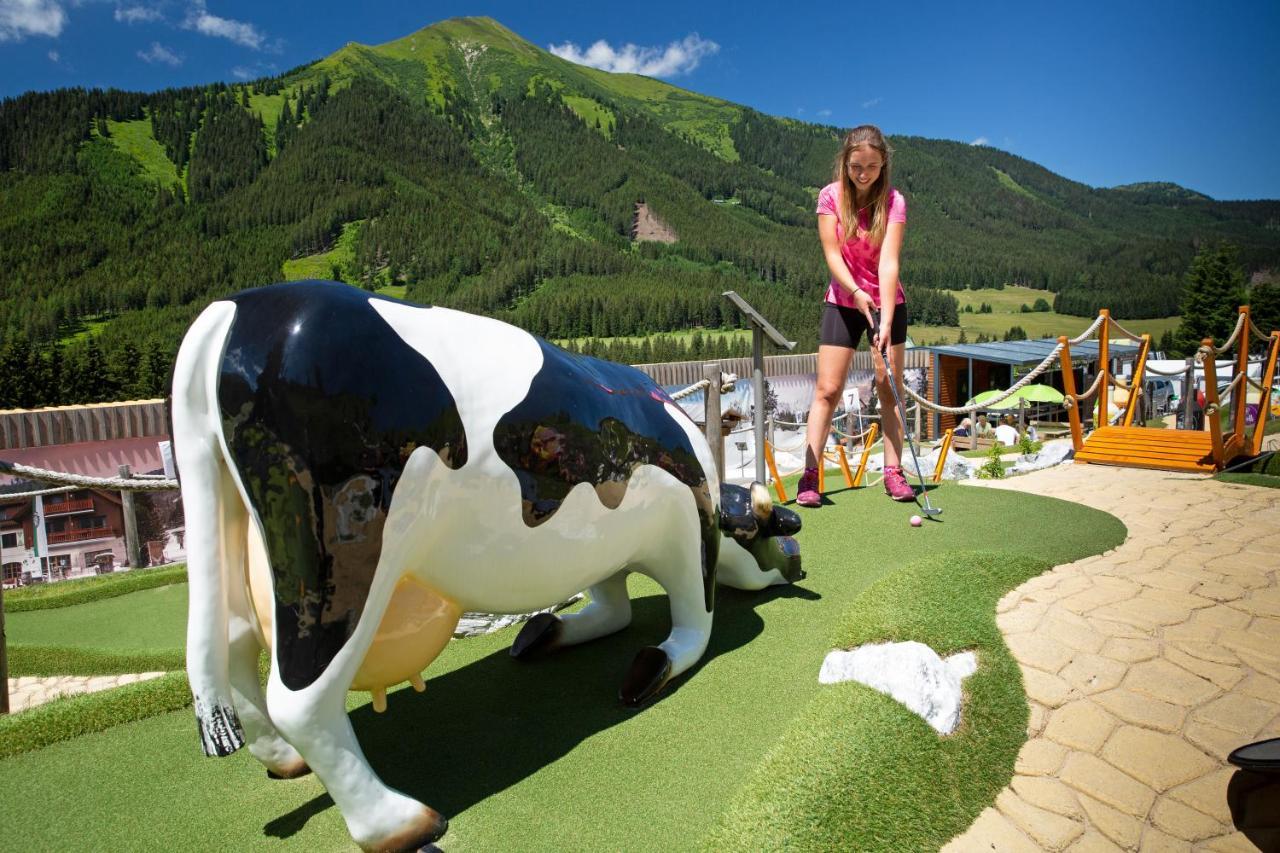Alpenhotel & Aparthotel Lanz Hohentauern Kültér fotó