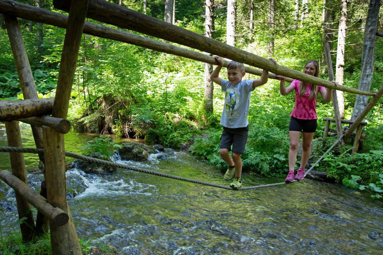 Alpenhotel & Aparthotel Lanz Hohentauern Kültér fotó